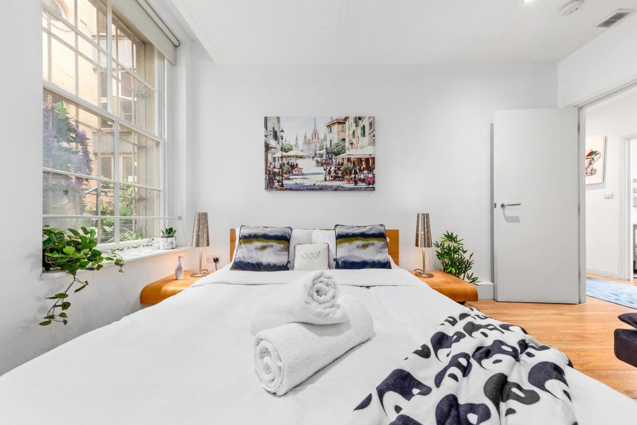3-Bedroom Flat In London Sleeps 14 Hy1 Екстер'єр фото